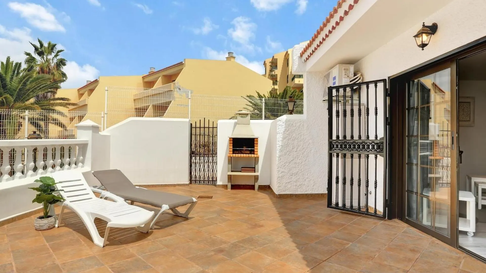 Casa Adosada Con Piscina Climatizada, A/C, Barbacoa Y Fibra - Es-347-42 Villa Costa Adeje  España